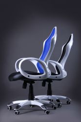 Кресло Матрикс-1 Белый, сиденье Сетка черная/спинка Сетка синяя - интерьер - фото 4